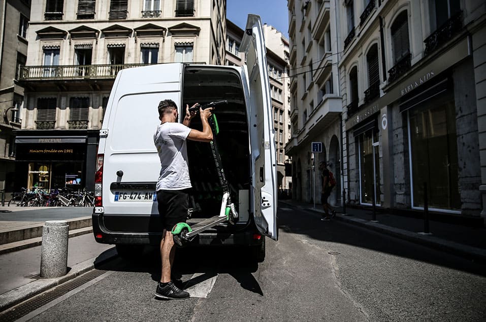 Trottinette électrique : Pollution et impact environnemental - Une seule  planete